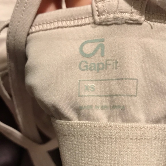 athletic tanks top/ built in sports bra - Picture 3 of 3